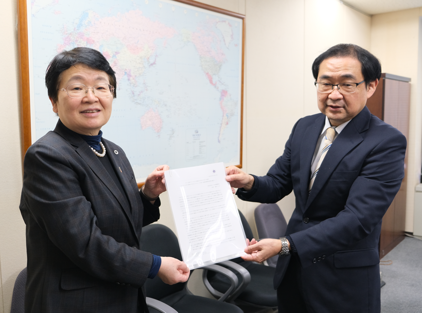 厚労大臣らへ要望書提出