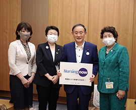 菅首相表敬訪問画像